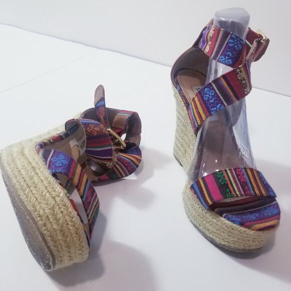 Steve Madden Multicolor Tribal Print Criss Cross Wedge Sandals - Picture 9 of 13